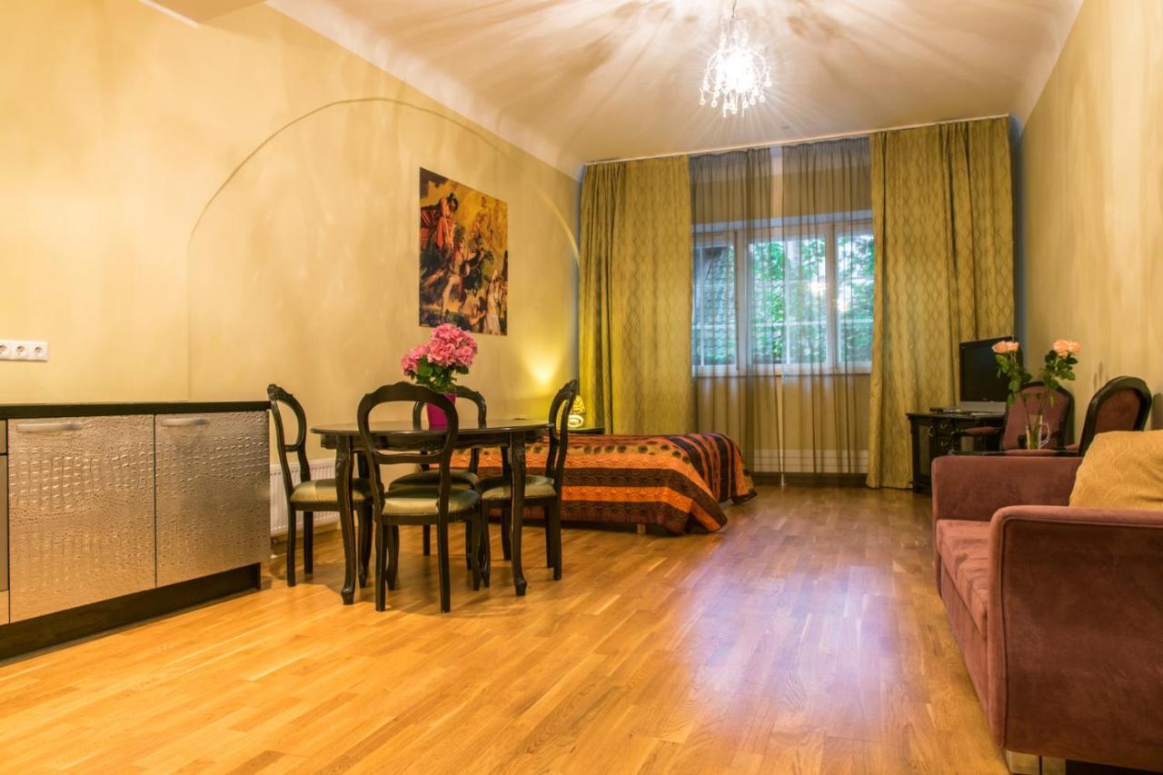 Cozy Apartment In Old Town Таллин Номер фото